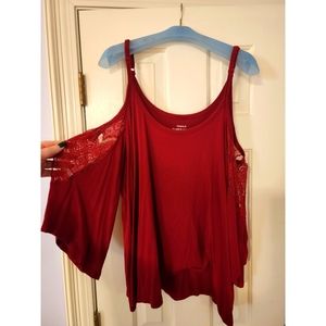 Torrid Size 2 (18/20) Red Cold Shoulder Top